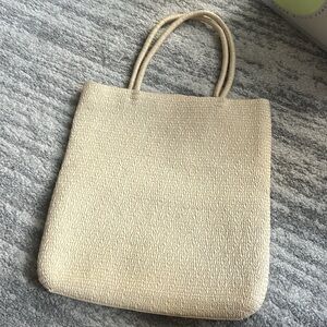 Like new straw beach bag tote